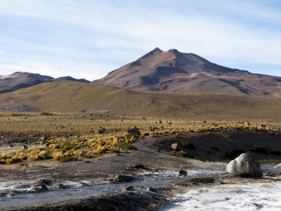 Evolución y estado de la energía geotérmica durante el 2012 en Chile