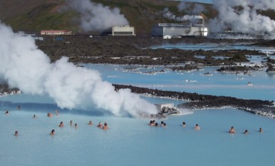 Previo: Artículo sobre la Laguna Azul en nuestro segundo número de Think GEOENERGY Magazine
