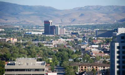 La Gigafactory de Tesla y sus baterias en Nevada, impulsadas por geotermia