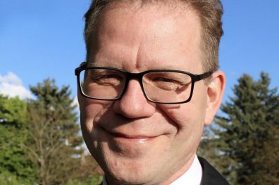 Arni Magnusson contratado para dirigir Islandia GeoSurvey (ÍSOR) en Islandia
