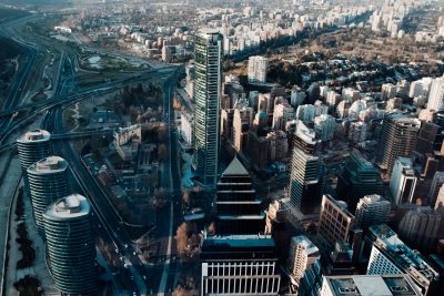 Expertos destacan el potencial de la geotermia en la transición energética de Chile.