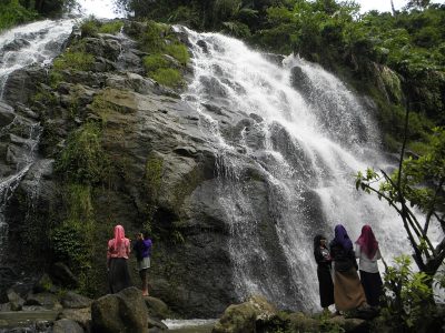 Indonesia realizará un estudio sobre el impacto de la energía geotérmica en los alimentos, el agua y la comunidad