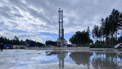 Finaliza la perforación del primer pozo de la planta geotérmica Laufzorn II en Alemania con resultados positivos.